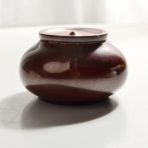 Round Retro Face Powder Sealed Ceramic Tea Pot