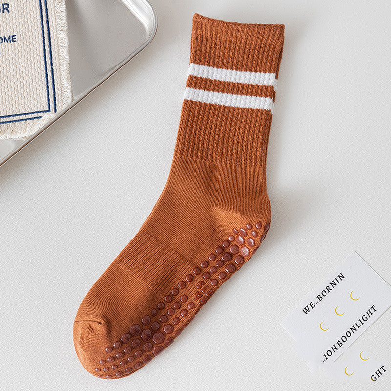 Indoor Anti Skid Wear Resistant Foot Guard Medium Tube Socks