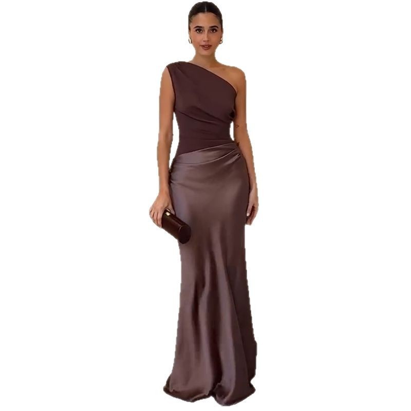 Solid Color Diagonal Collar Backless Sheath Casual Dress
