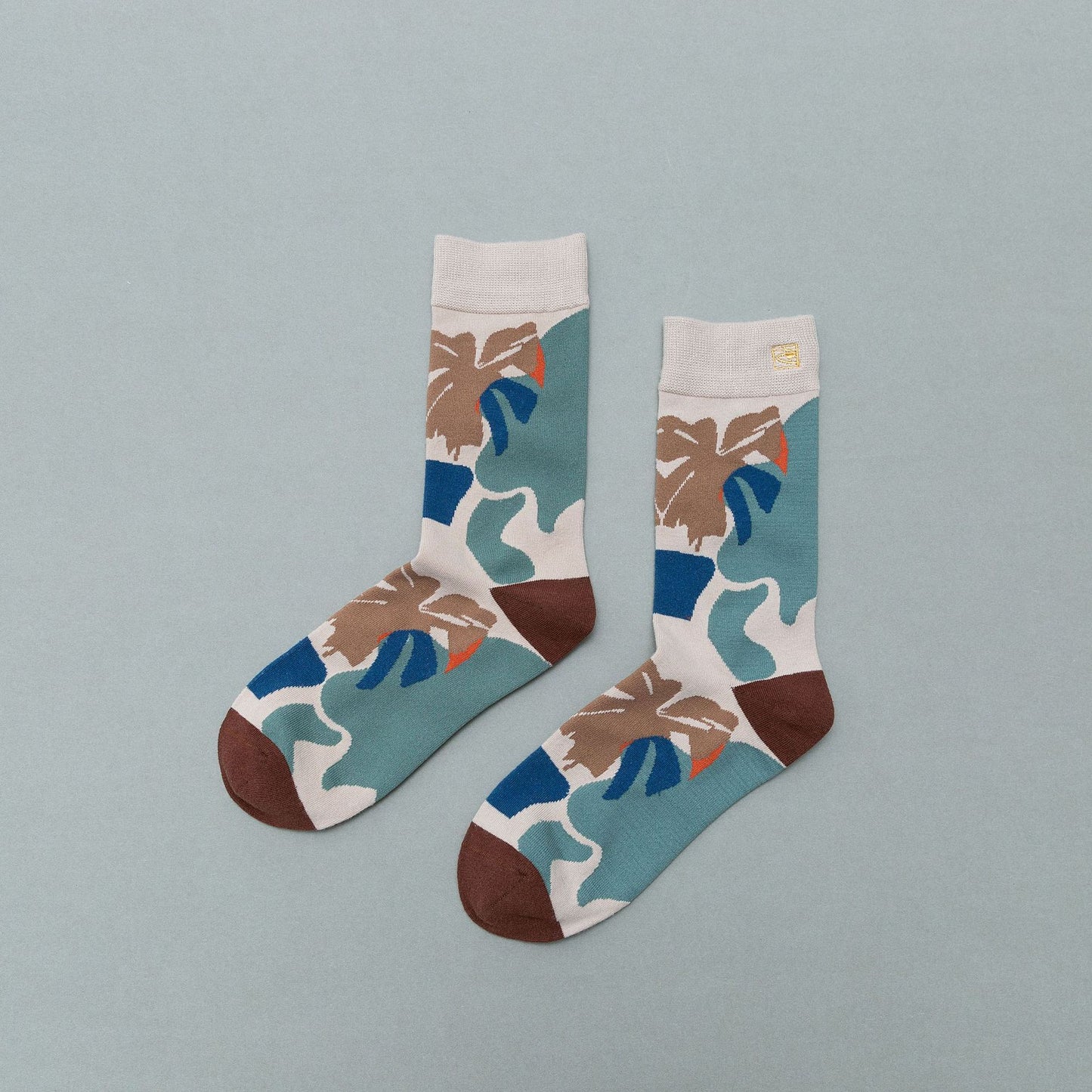 Personality contrast color graffiti character in tube socks Street style fashion cotton socks