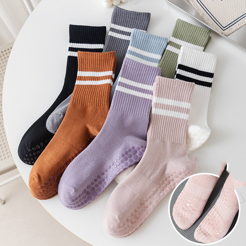 Indoor Anti Skid Wear Resistant Foot Guard Medium Tube Socks