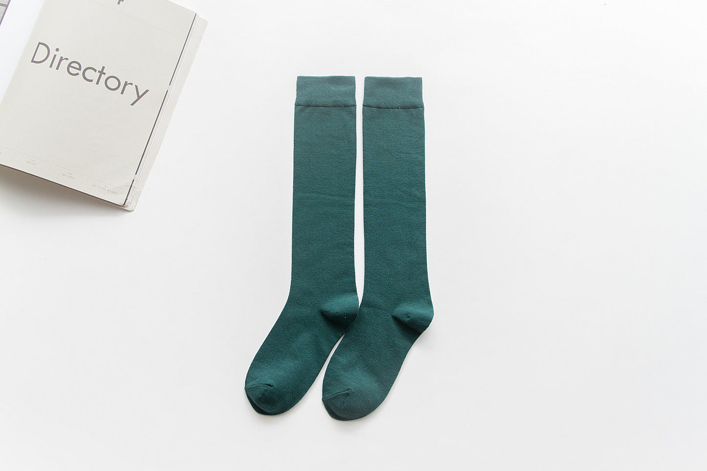 Japanese-style long pile knee socks