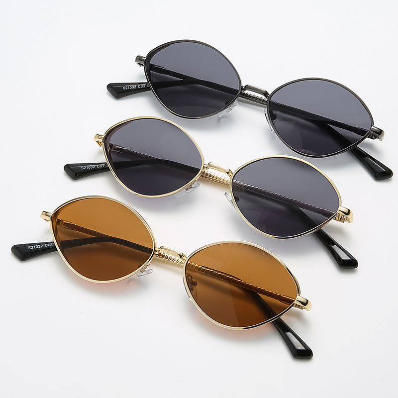 Oval Women's Diamond Thread Leg Sunglasses